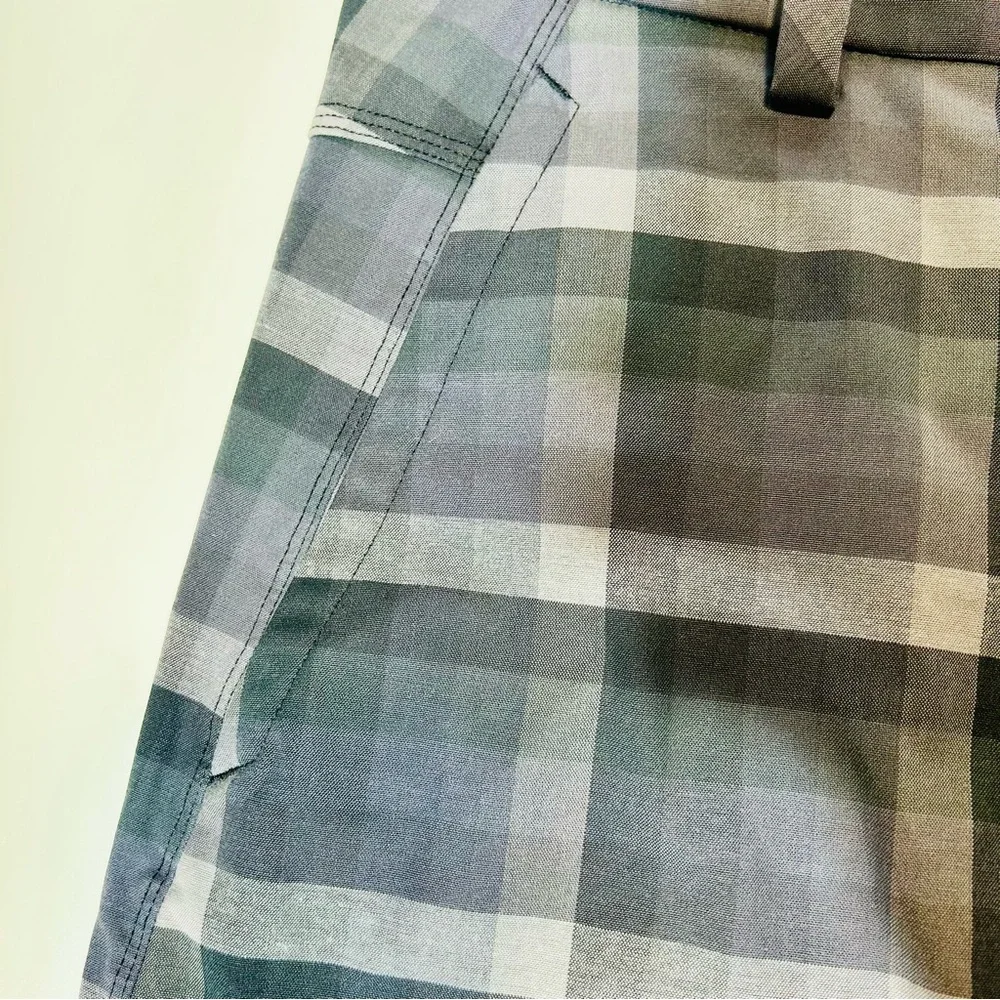 Lululemon Athletica shorts Commission golf shorts gray plaid men Size 38 - Picture 5 of 9